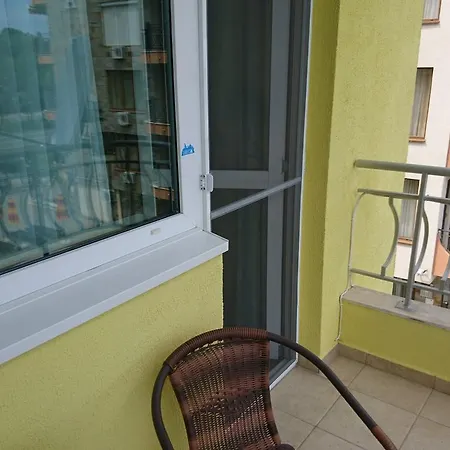 Breeze Apartment *