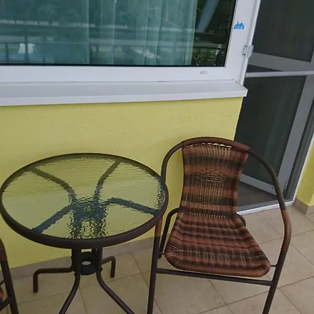 Breeze Apartment *
